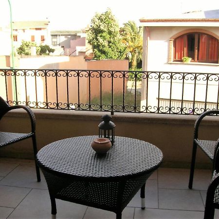 Appartamento Nel Cuore Di Villasimius 1 Piano Exterior foto